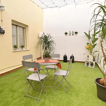 Maclea Apartment