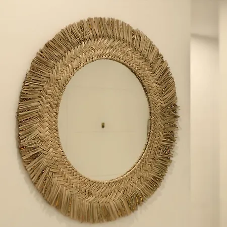 Maclea Apartment